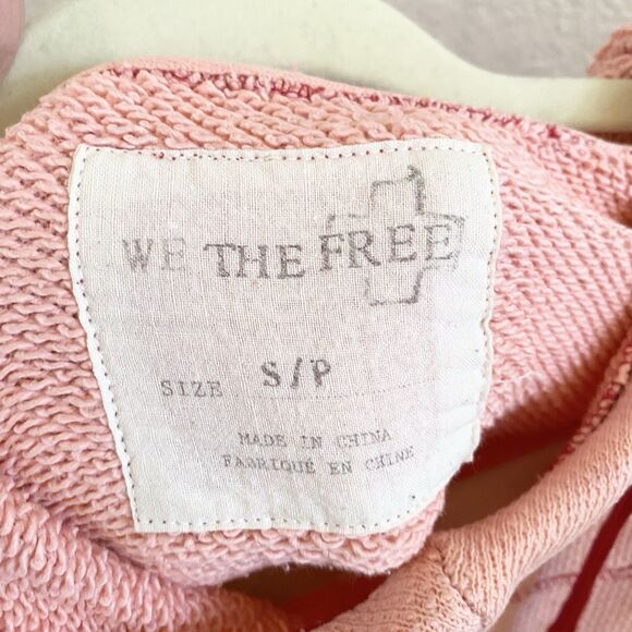 Free People We The Free Distressed Hoodie Pink Frayed Beachy Small 100% Cotton - Picture 8 of 9